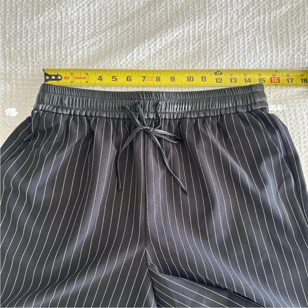 Express Black and White Pinstripe Women Dressy Shorts with Elastic Waistband - Picture 8 of 9